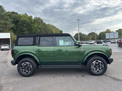 New 2025 Ford Bronco Outer Banks
