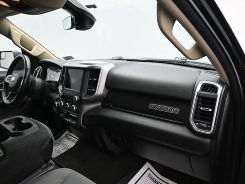 Used 2019 RAM 1500 Big Horn AWD/4WD image 8