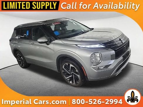 Used 2024 Mitsubishi Outlander SEL AWD/4WD image 1