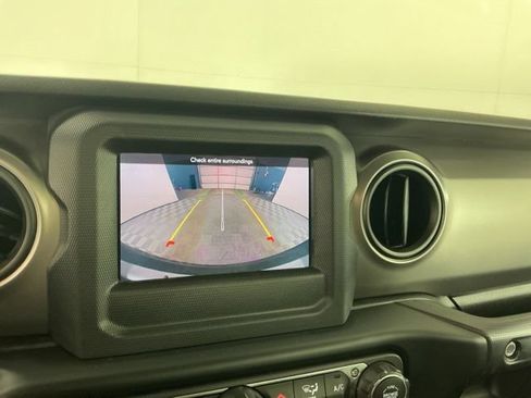 Used 2020 Jeep Wrangler Unlimited Sport S AWD/4WD image 20