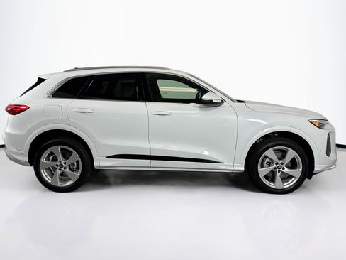 New 2025 Audi Q5 Premium Plus image 4