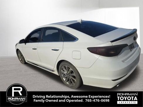 Used 2017 Hyundai Sonata Sport w/ Value Edition Package 02 FWD image 2