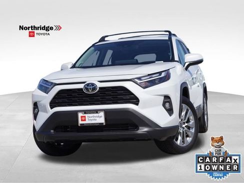 Used 2025 Toyota RAV4 XLE Premium w/ Weather Package FWD image 1