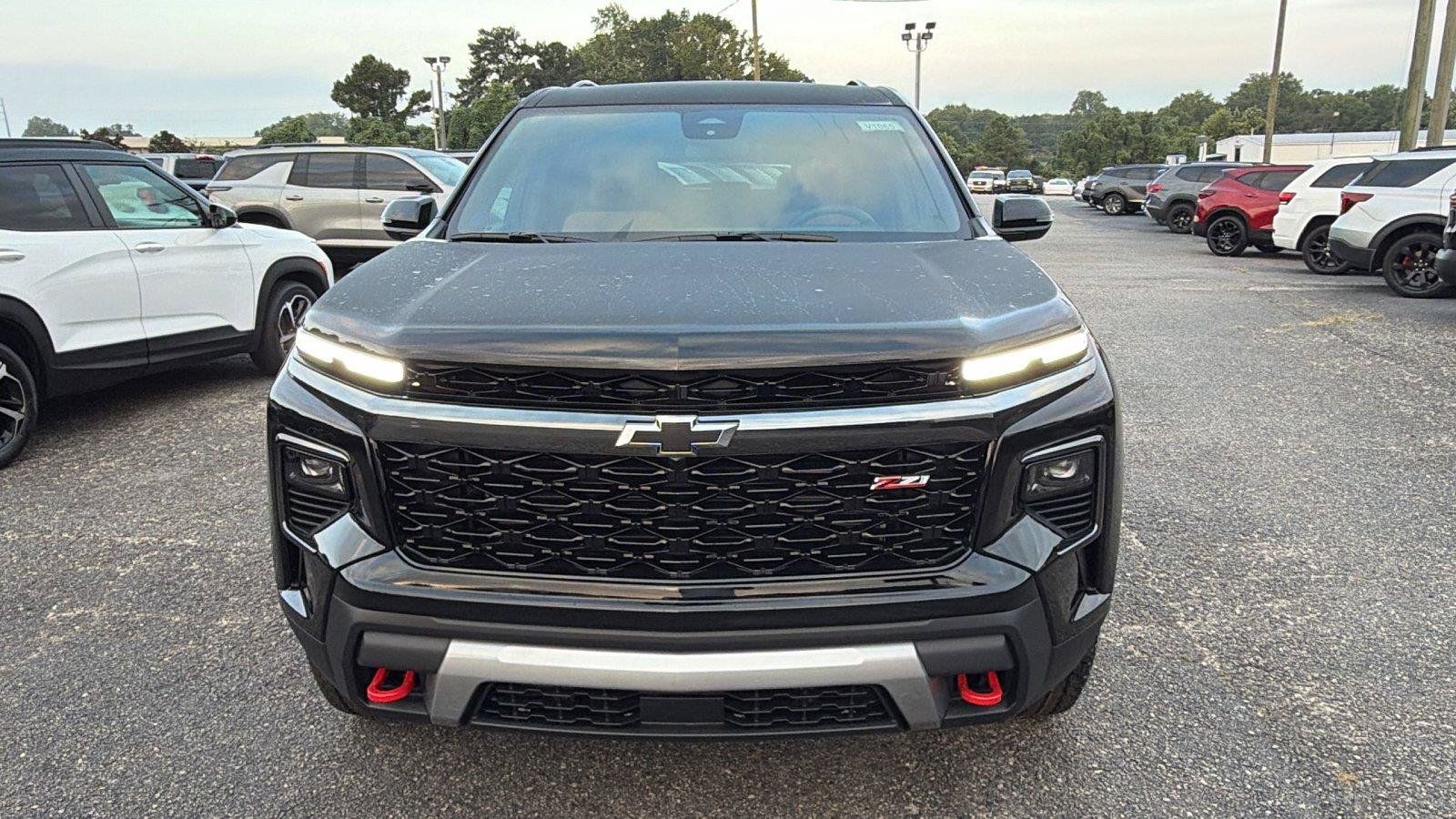 New 2027 Chevrolet Traverse Z71 AWD/4WD image 2