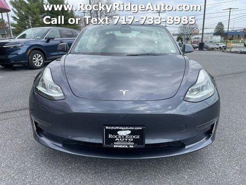 Used 2023 Tesla Model 3 Standard Range image 10