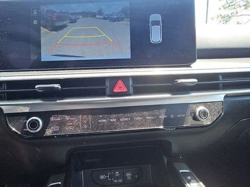 Certified 2024 Kia Sorento S FWD image 11