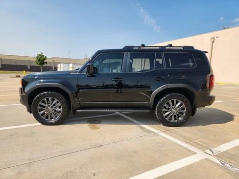 Used 2026 Toyota Land Cruiser w/ Premium Package AWD/4WD image 4