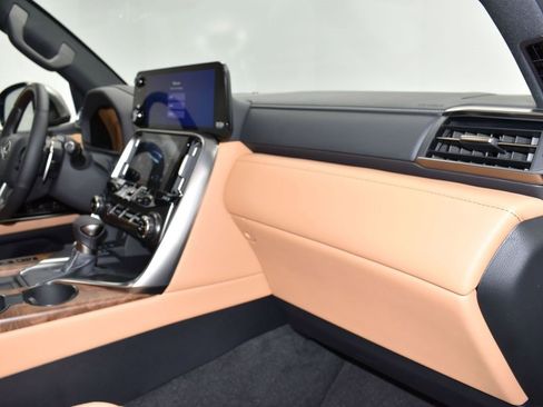 New 2026 Lexus LX 600 4WD w/ Luxury Package image 26