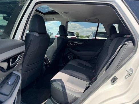 Used 2024 Subaru Outback Onyx Edition AWD/4WD image 10