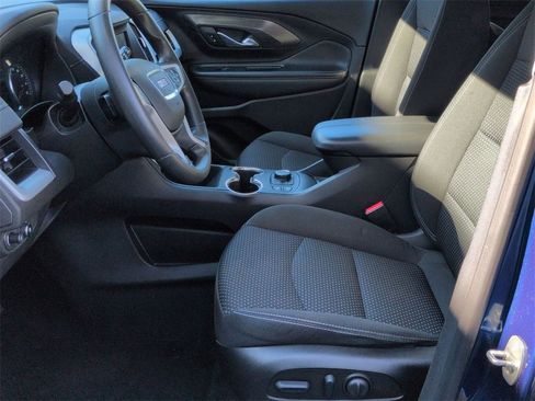 Certified 2023 GMC Terrain SLE w/ Driver Convenience Package image 19