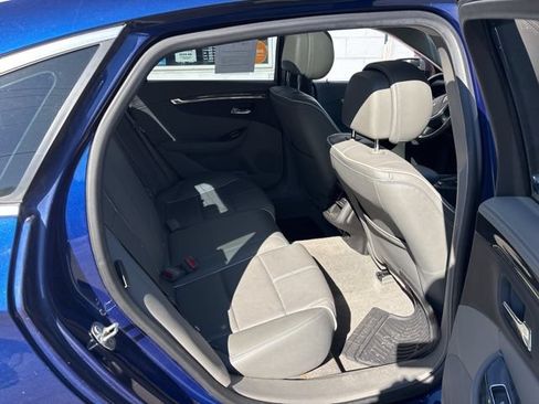 Used 2014 Chevrolet Impala LTZ FWD image 9