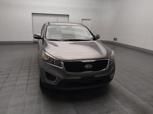 Used 2016 Kia Sorento L FWD image 14