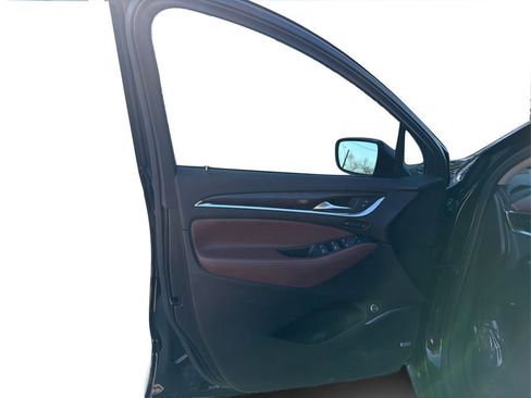 Used 2021 Buick Enclave Avenir w/ Avenir Technology Package image 21