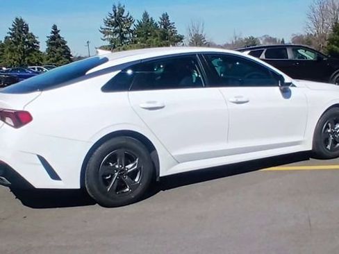 Certified 2023 Kia K5 LXS image 3