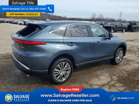 Used 2023 Toyota Venza Limited image 4