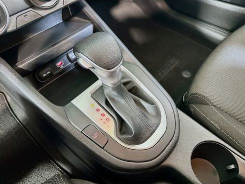 Used 2023 Kia Forte LXS image 27