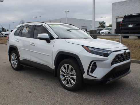 Used 2025 Toyota RAV4 Limited w/ Weather Package image 2