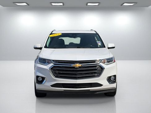 Used 2018 Chevrolet Traverse Premier w/ Driver Confidence II Package FWD image 9