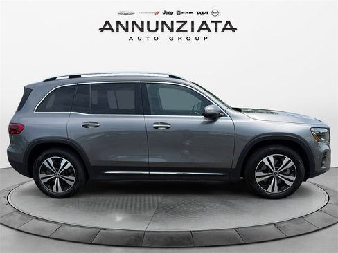 Used 2024 Mercedes-Benz GLB 250 GLB 250 image 6