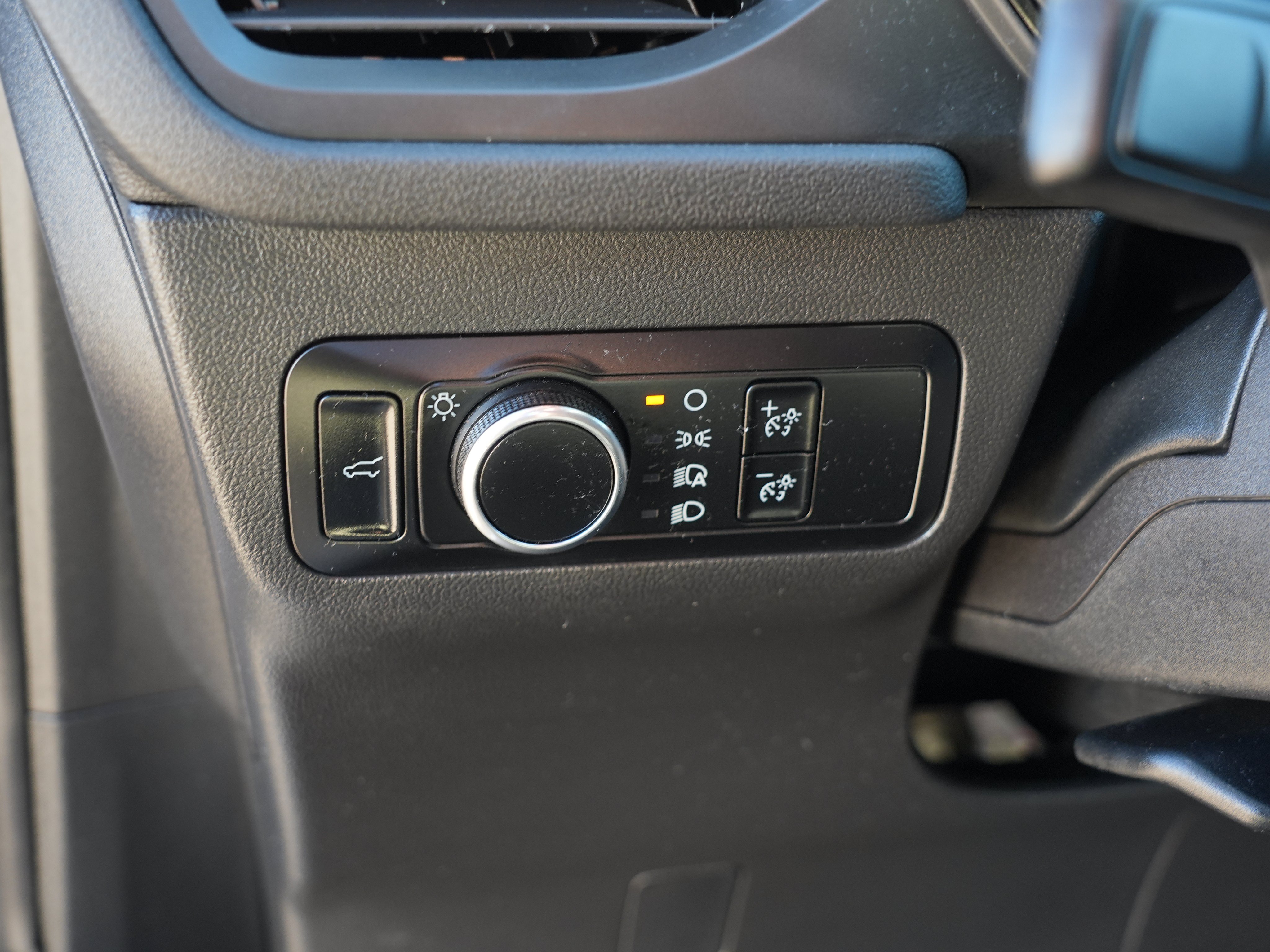 Used 2024 Ford Escape ST-Line w/ Tech Pack #1 AWD/4WD image 18