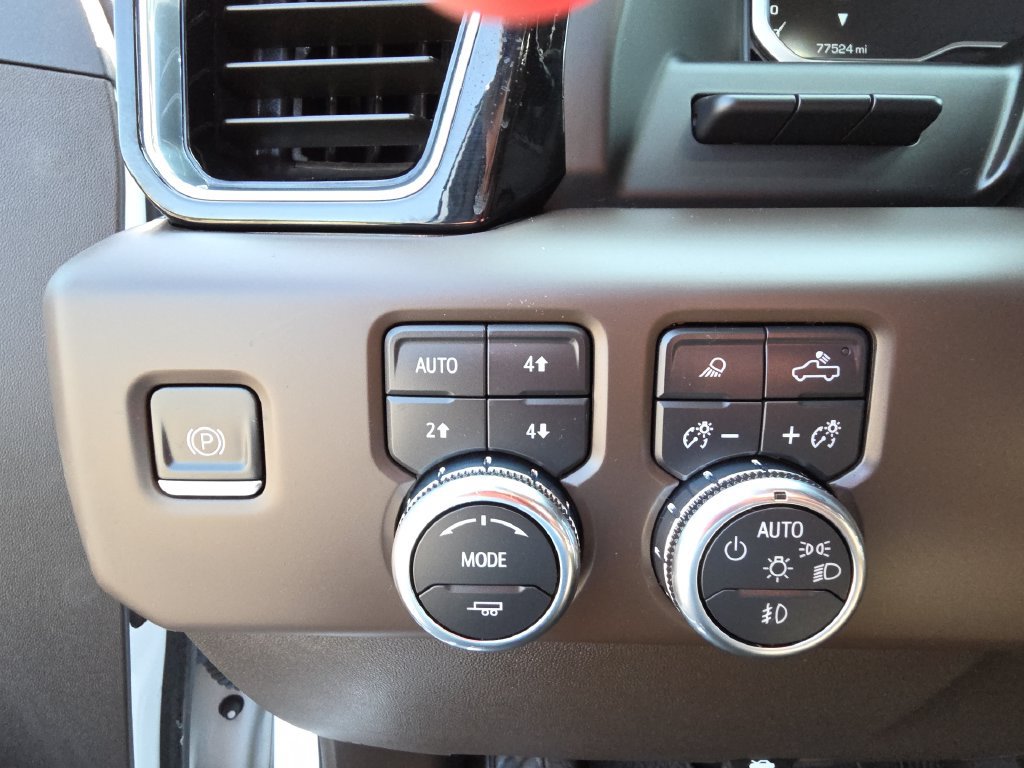 Used 2022 GMC Sierra 1500 Denali w/ Technology Package AWD/4WD image 23