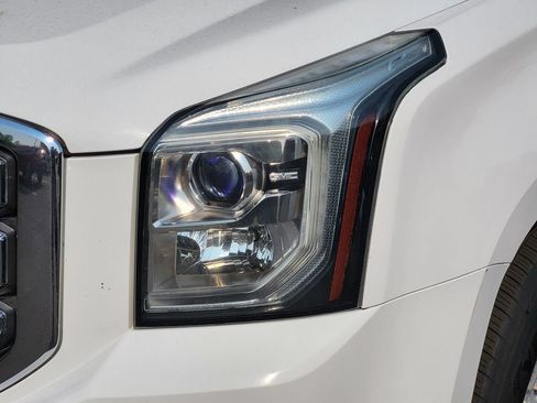 Used 2015 GMC Yukon SLT w/ HD Trailering Package AWD/4WD image 7