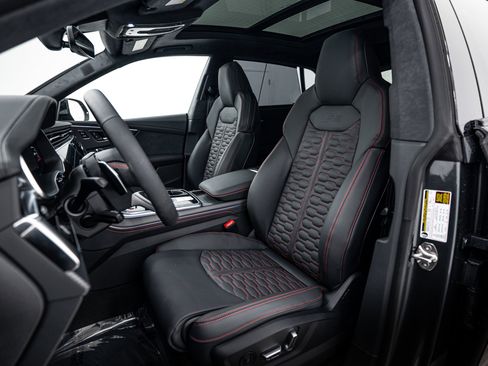 New 2026 Audi RS Q8 performance image 16