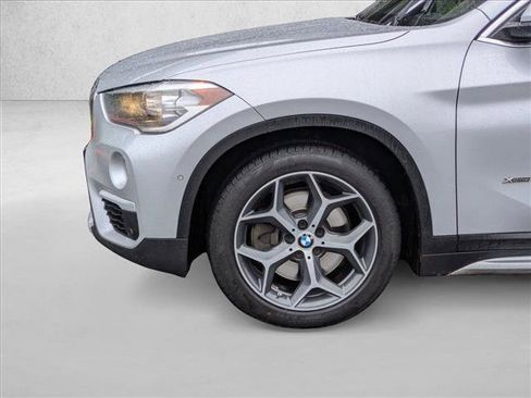 Used 2017 BMW X1 xDrive28i image 21