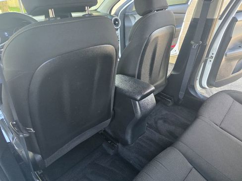 Used 2020 Kia Forte LXS image 18