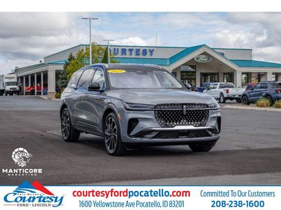 Used 2025 Lincoln Nautilus Black Label