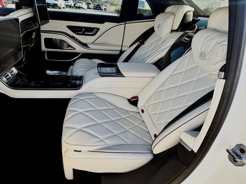 Certified 2023 Mercedes-Benz Maybach S 680 4MATIC image 34