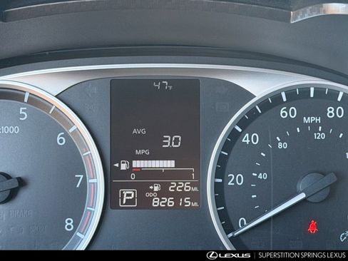 Used 2021 Nissan Versa S image 25