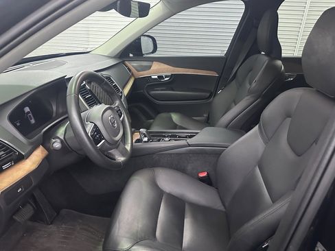 Certified 2023 Volvo XC90 B6 Plus w/ Protection Package Premier image 2