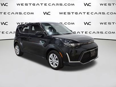 Used 2023 Kia Soul LX