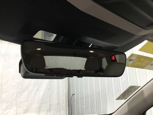 Used 2023 Subaru Ascent Limited AWD/4WD image 16