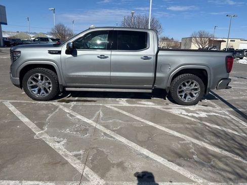 Used 2025 GMC Sierra 1500 Denali Ultimate AWD/4WD image 4