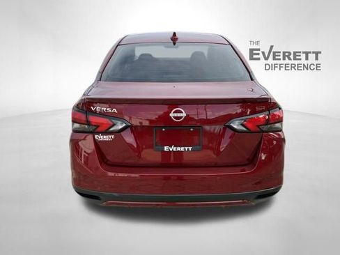 Used 2025 Nissan Versa SR w/ Trunk Package FWD image 6