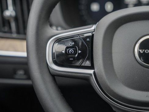 New 2026 Volvo XC60 B5 Plus w/ Protection Package Premier image 27