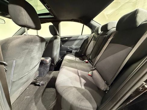 Used 2017 Mitsubishi Lancer LE image 19