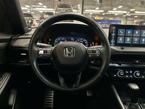 Used 2024 Honda Accord Sport image 15
