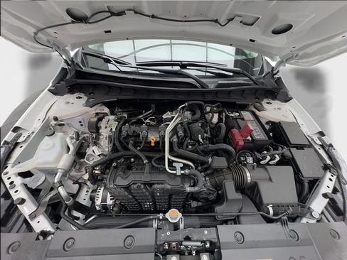 Used 2026 Nissan Altima 2.5 SV FWD image 17