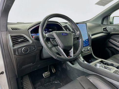Used 2022 Ford Edge ST AWD/4WD image 9