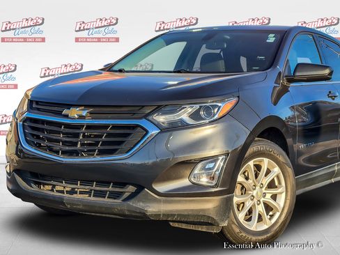 Used 2019 Chevrolet Equinox LT image 2