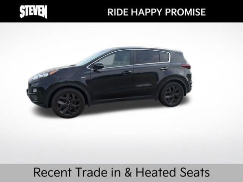 Used 2022 Kia Sportage LX w/ LX AWD Value Edition Package image 2