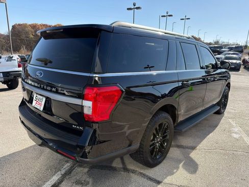 Used 2024 Ford Expedition Max XLT image 7