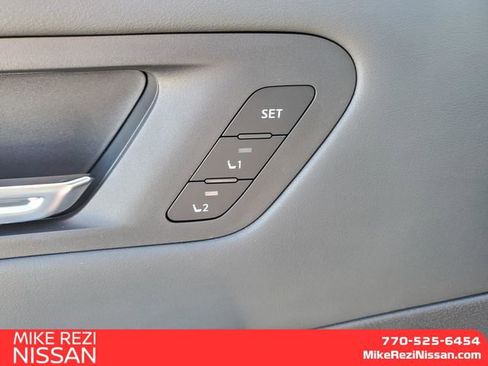 New 2026 Nissan Leaf Platinum+ w/ Cargo Package (Platinum+) image 14