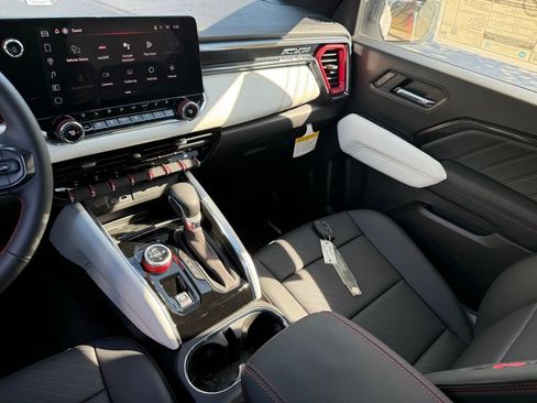 New 2026 GMC Canyon AT4X AWD/4WD image 31