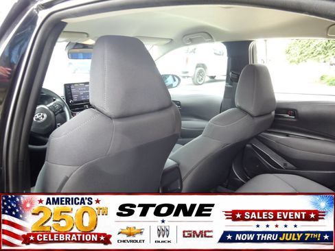 Used 2022 Toyota Corolla LE FWD image 18