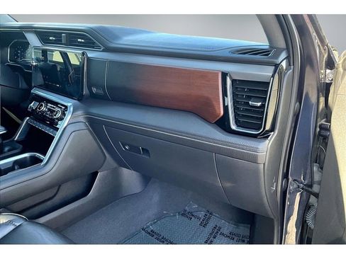 Used 2022 GMC Sierra 1500 Denali image 27