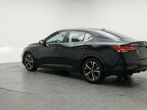 Used 2025 Nissan Sentra SV image 6